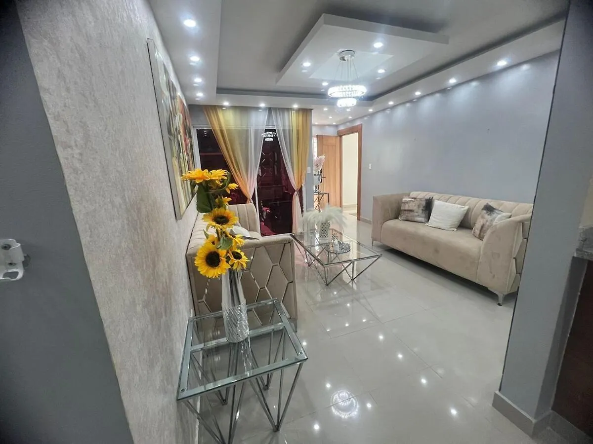 Moderno Y Amplio Apartamento En Santiago Carlos Guerro 0*,  Dominikai Köztársaság