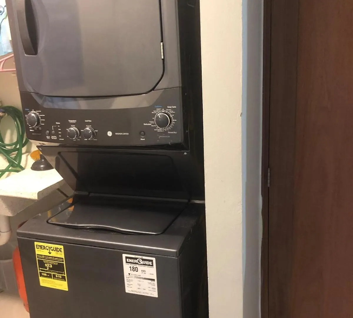 Moderno Y Amplio Apartamento En Santiago Carlos Guerro